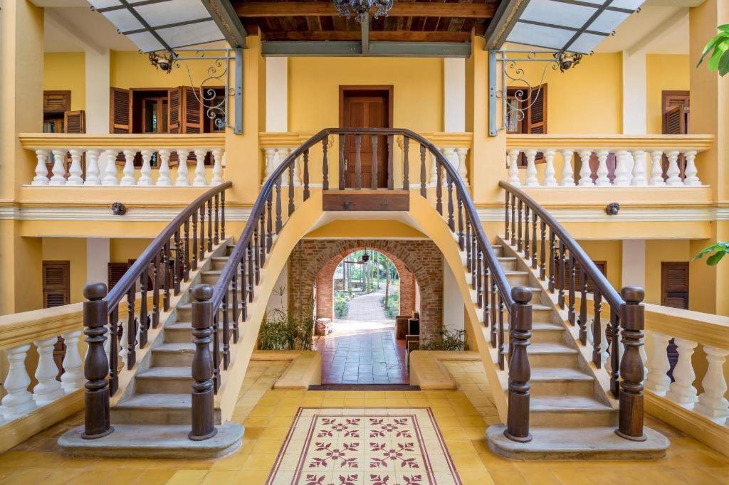 Le Relais De Chhlong Otel Kratie Dış mekan fotoğraf