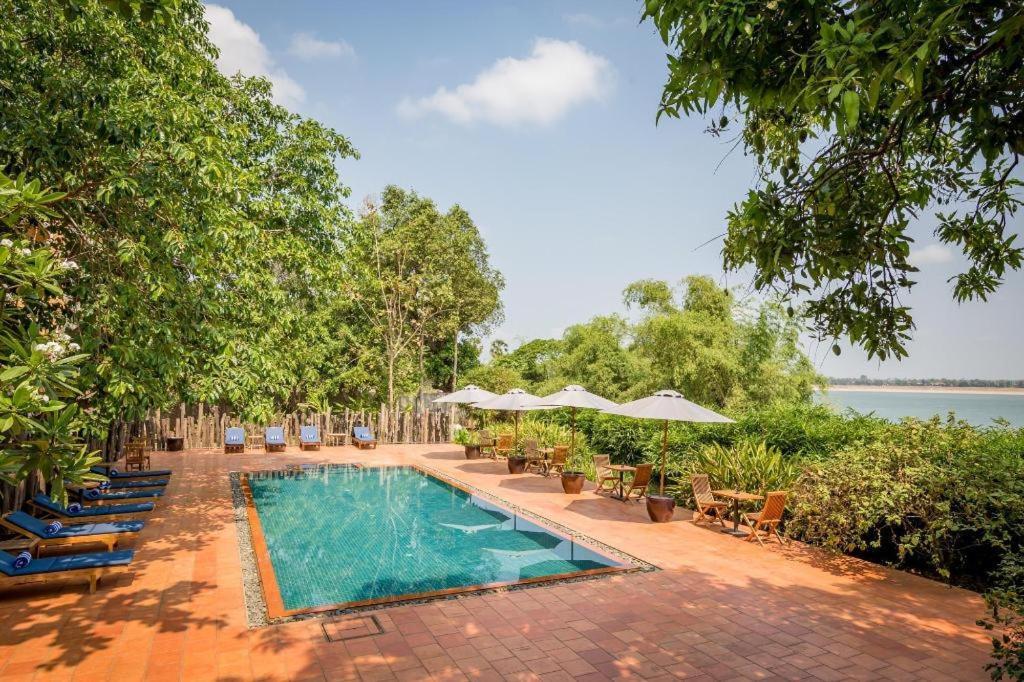 Le Relais De Chhlong Otel Kratie Dış mekan fotoğraf