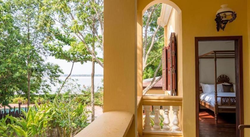 Le Relais De Chhlong Otel Kratie Dış mekan fotoğraf